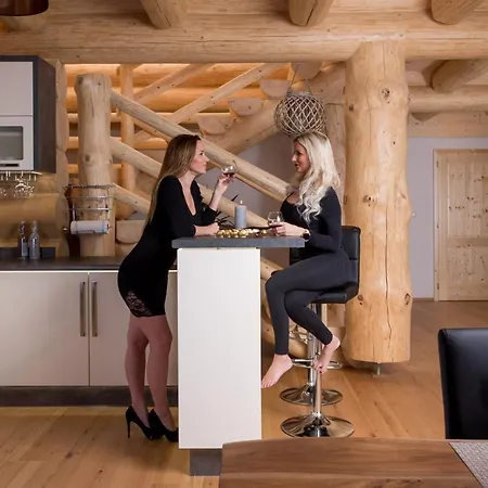 Vysoké Tatry - - Zrub,drevenica Tatranská Lomnica