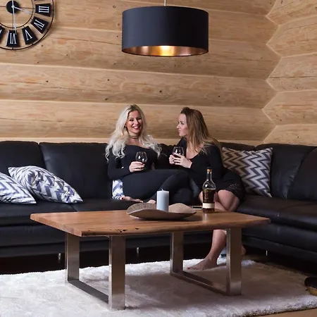 Vysoke Tatry - - Zrub,drevenica Татранска Ломница